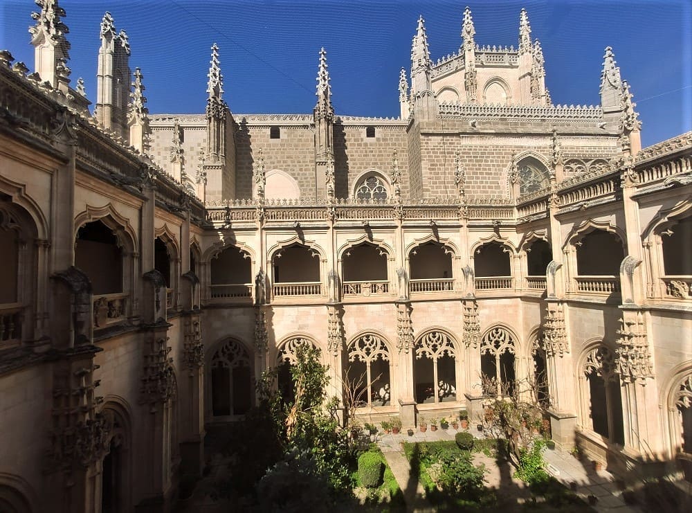 Toledo16_Monasterio_san_Juan_Reyes4_Claustro