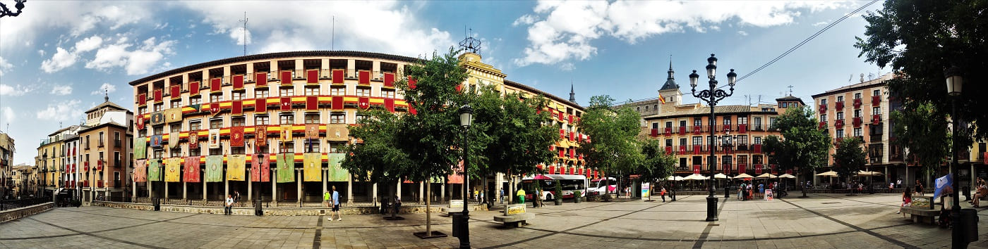 Toledo91_Corpus_Zocodover_Panoramica