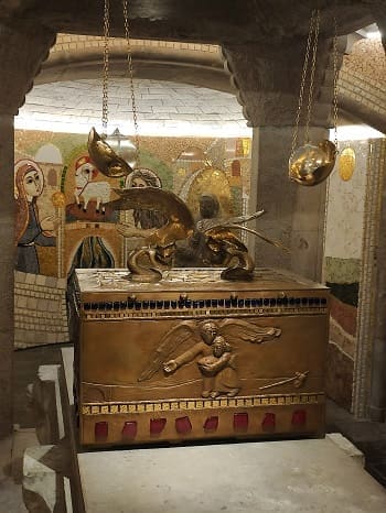 Reliquias del Santo en la cripta