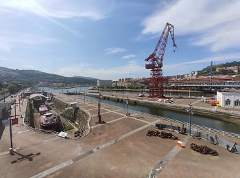 puerto de la ria de Bilbao