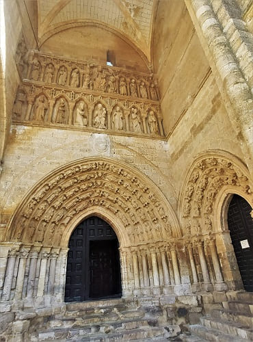 iglesia santa maria la blanca, interior, villalcazar de sirga