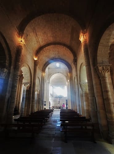 iglesia san martin de tours, interior, fromista