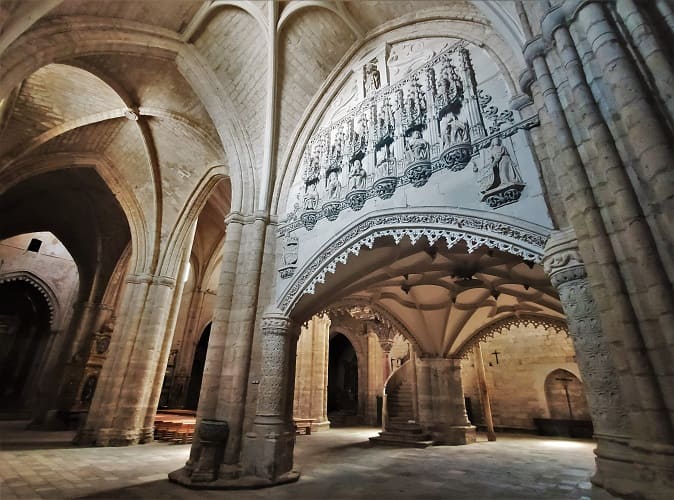 iglesia de san hipolito el real, tamara de campos