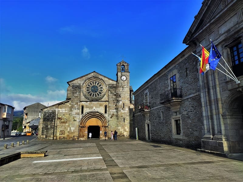 plaza mayor meira