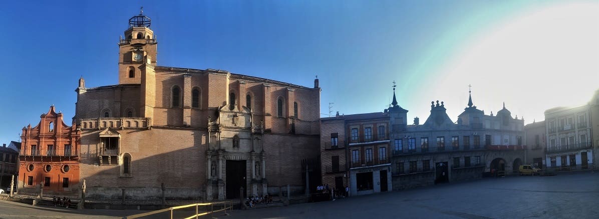 plaza mayor medina del campo