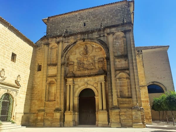 casa del populo y arco de villalar, baeza