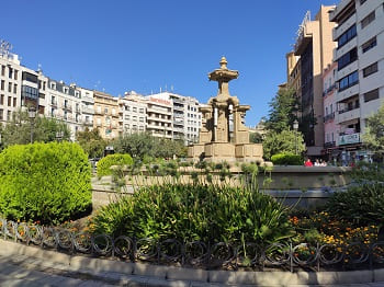 plaza del campillo, granada