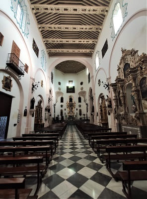 iglesia salvador, interior, granada