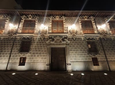 palacio madraza, granada