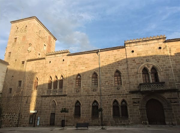 palacio monroy plasencia