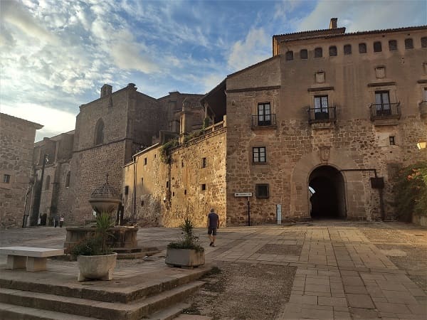 palacio marques mirabel, plasencia