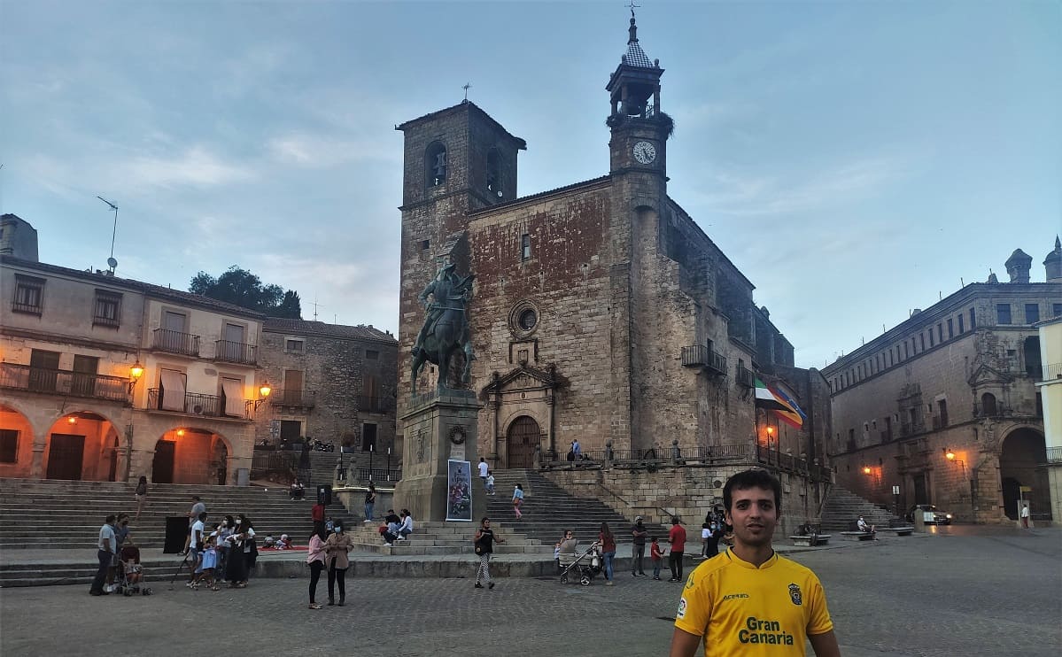 plaza mayor de trujillo