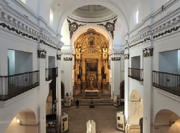 Iglesia san Francisco, interior, Cáceres
