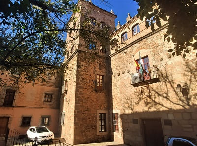 palacio montezuma, caceres