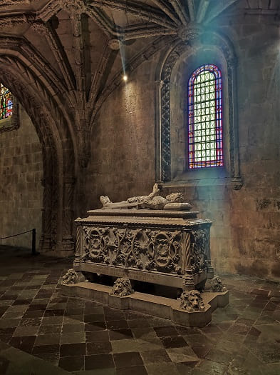 Monasterio de los Jeronimos, sepulcro, Lisboa