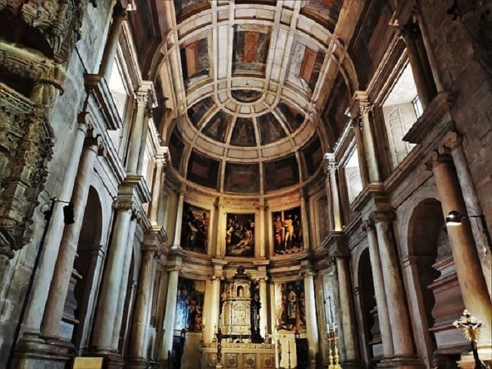 Monasterio de los Jeronimos, retablo, Lisboa