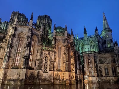 Capelas imperfectas, Batalha Monasterio