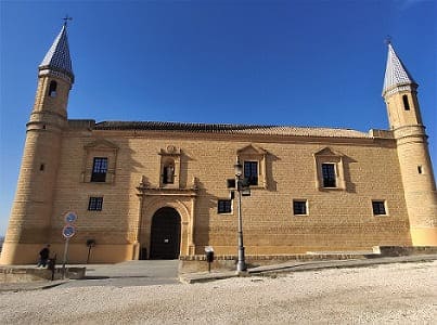 Universidad de Osuna, fachada