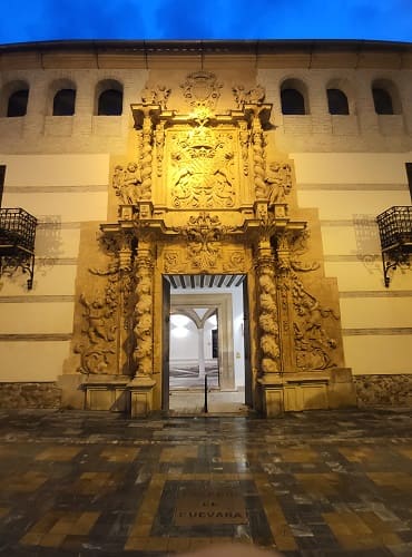 Palacio de Guevara, portada, Lorca