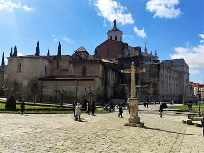 Plaza de la Catedral Nueva