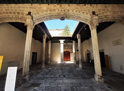 palacio Real de Valladolid, patio