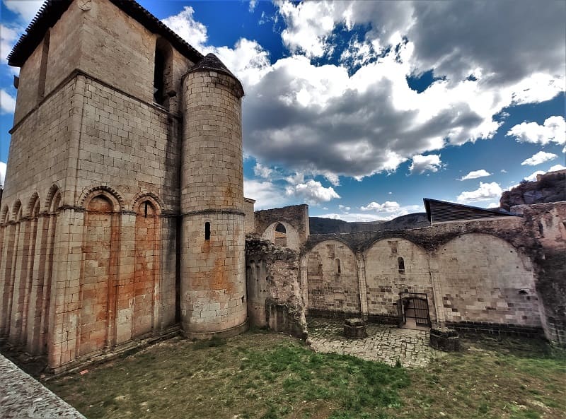 monasterio de arlanza, exterior