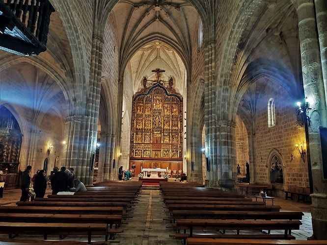 iglesia de santa maria, altar mayor, gumiel de izan