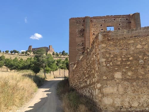 castillo de almonacid de toledo