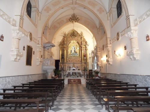 ermita modernista huerta de valdecarabanos, interior