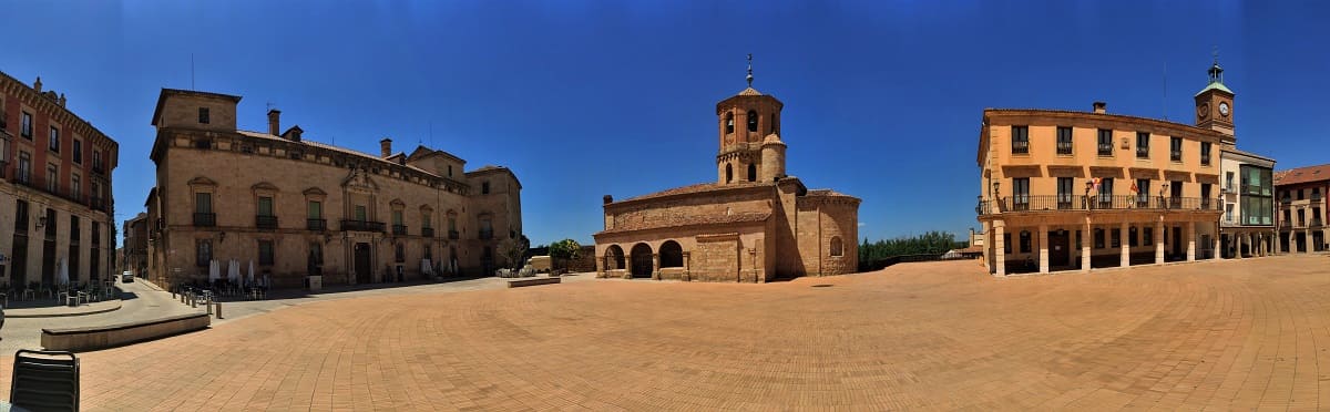 plaza mayor, almazan