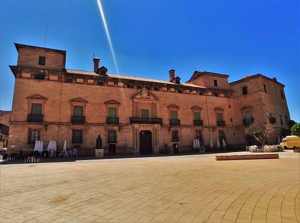 palacio de los Mendoza, almazan