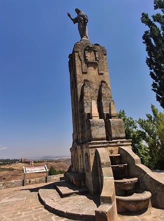 monumento del sagrado corazon de jesus, soria