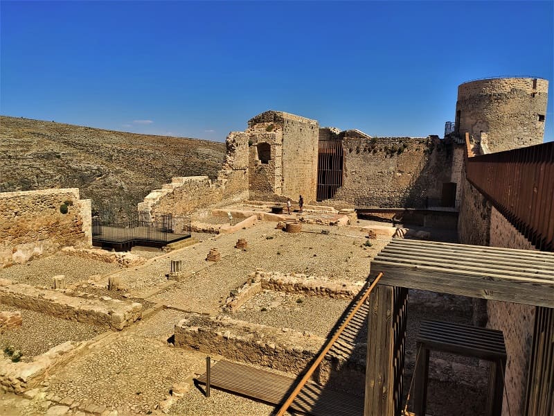 castillo-palacio condal de berlanga de duero