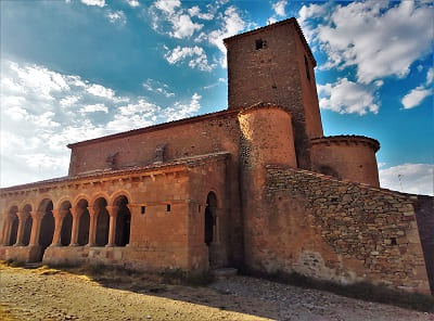 iglesia romanica san pedro Caracena