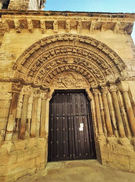 iglesia de santa maria magdalena, puerta, tudela
