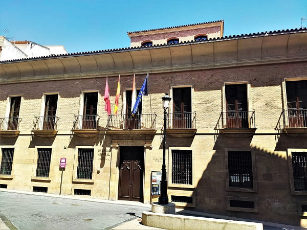 palacio abacial, ayuntamiento de Alfaro
