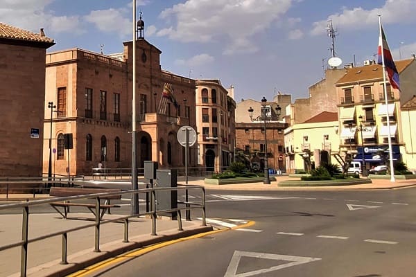 plaza mayor de linares