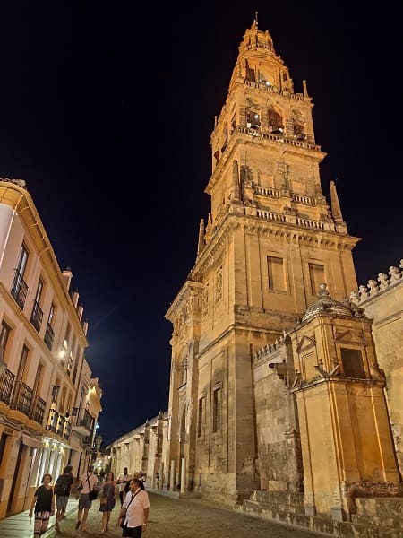 mezquita noche, torre, Cordoba