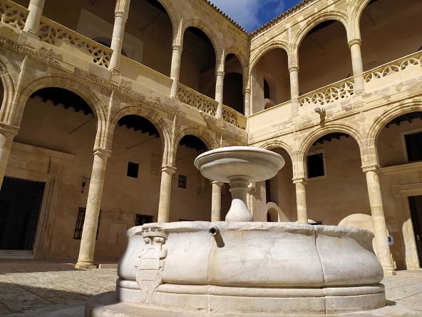 palacio condes de Fontanar, Bornos