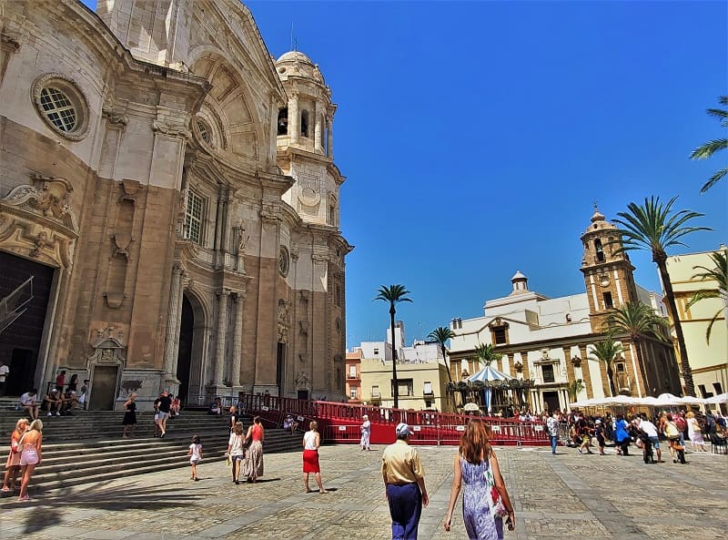 fachada catedral de cadiz