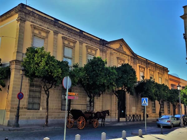 colegio mayor cervantes, jerez de la frontera