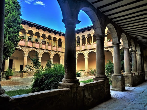 convento de carmelitas, patio, Rubielos de Mora