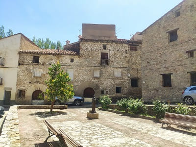 Villaroya de los Pinares