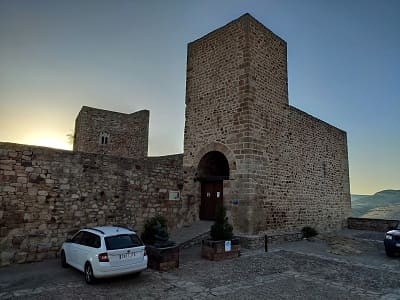 torre muralla, Puertomingalvo
