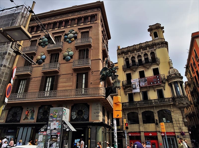 casa Bruno, cuadros, Barcelona