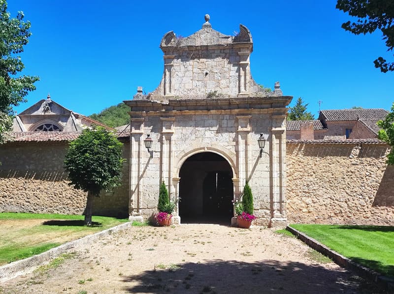 monasterio de santa maria la real, Sacramenia