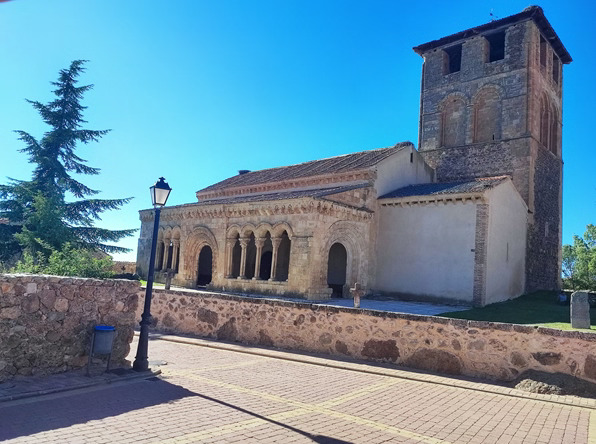 iglesia de san Miguel, fachada, Sotosalbos