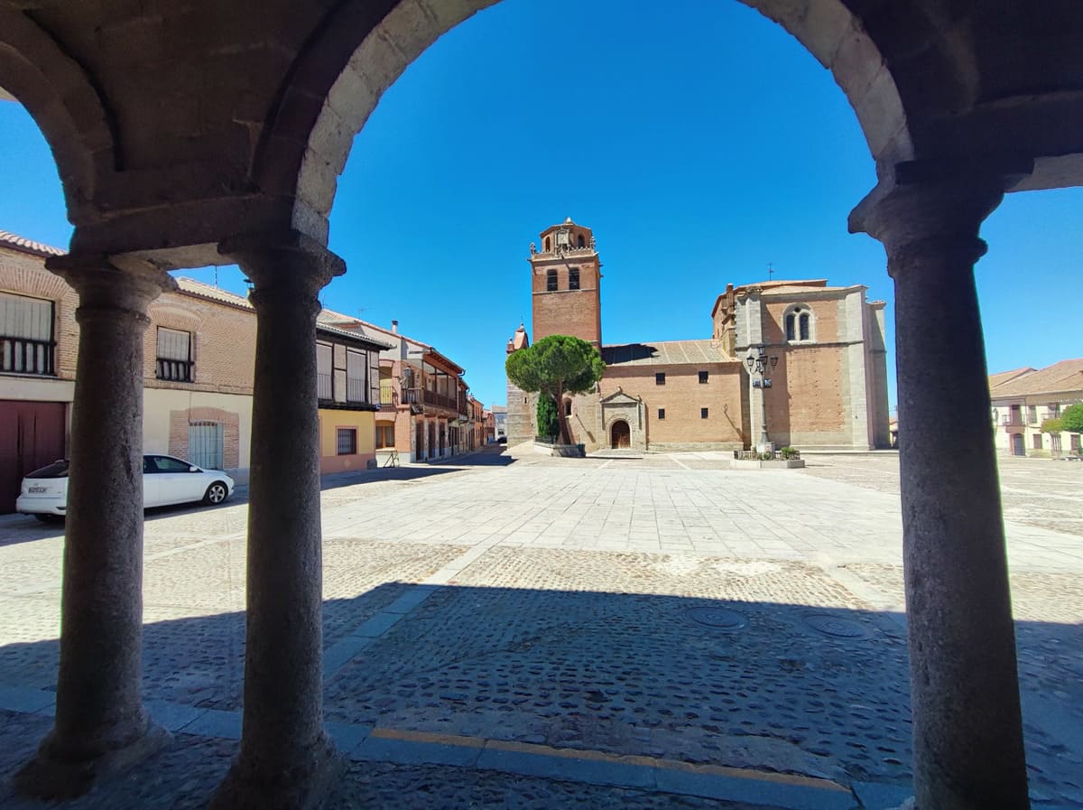 Plaza Mayor, Martin Muñoz de las Posadas