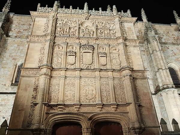 universidad de Salamanca, noche