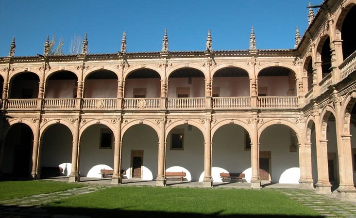 colegio Arzobispo Sonseca, patio, Salamanca